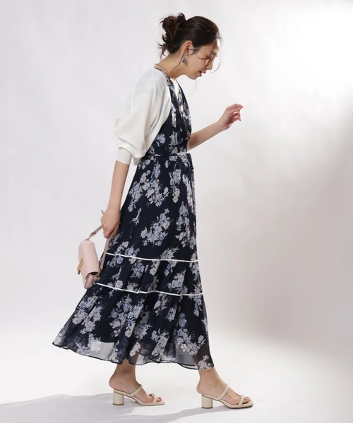 JUSGLITTY（ジャスグリッティー）の「ブーケプリントワンピース（ワンピース・レディース・ライトイエロー/ネイビー・0/1/2）」の10枚目の写真