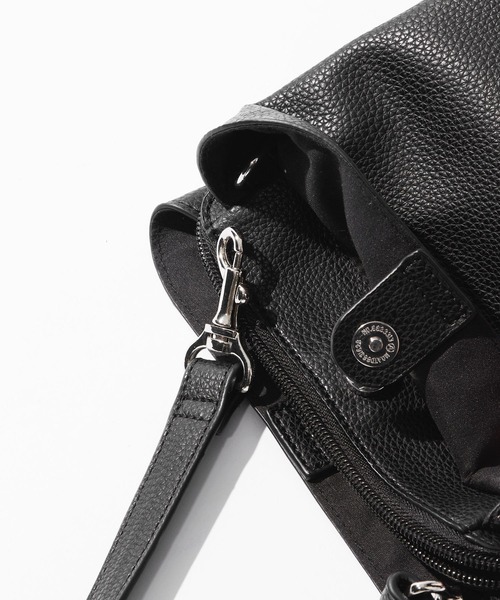 RAGEBLUE（レイジブルー）の「3Pocket Square Shoulder Bag/3ポケットスクエアショルダーバッグ（ショルダーバッグ・メンズ・ブラック/ダークブラウン/ダークグレー・FREE）」の17枚目の写真