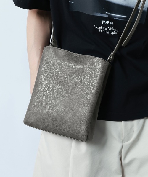 RAGEBLUE(レイジブルー)の「3Pocket Square Shoulder Bag/3ポケットスクエアショルダーバッグ(ショルダーバッグ・メンズ・ブラック/ダークブラウン/ダークグレー/グレー系その他・FREE)」の7枚目の写真