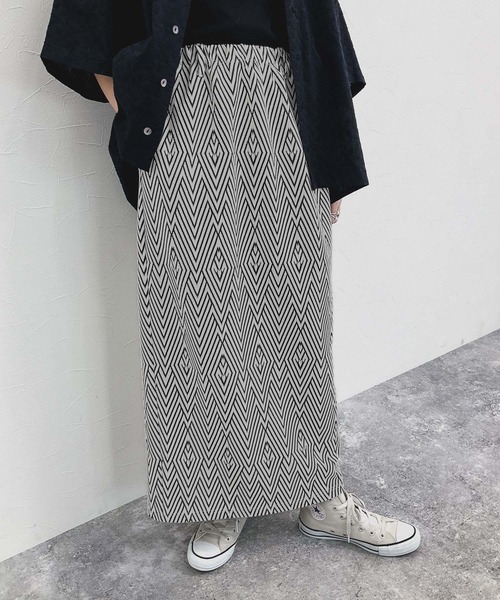 niko and...（ニコアンド）の「[MODE NORM CORE] ジグザグナローマキシスカート（スカート・レディース・モカ/アイボリー/ブラック・LARGE/MEDIUM）」の19枚目の写真