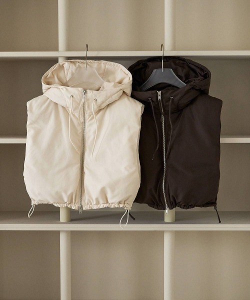 anuke(アンヌーク)の「anuke Hooded Down Vest フードダウンベスト/62620101(ダウンベスト・レディース・アイボリー/ブラウン・ONE SIZE)」の13枚目の写真