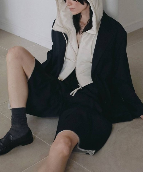 anuke(アンヌーク)の「anuke Hooded Down Vest フードダウンベスト/62620101(ダウンベスト・レディース・アイボリー/ブラウン・ONE SIZE)」の6枚目の写真