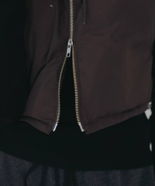 anuke(アンヌーク)の「anuke Hooded Down Vest フードダウンベスト/62620101(ダウンベスト・レディース・アイボリー/ブラウン・ONE SIZE)」の12枚目の写真