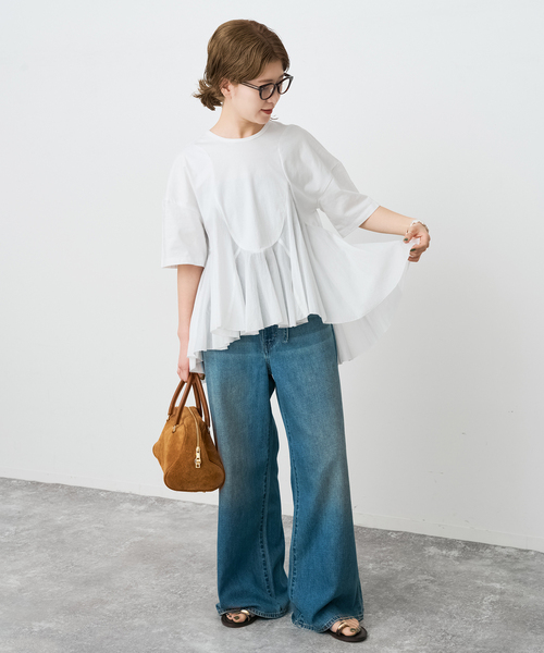 Spick & Span(スピックアンドスパン)の「AAYUSHI / アユーシ ペプラムラッフルTシャツ(Tシャツ/カットソー・レディース・ホワイト/ブラック・FREE)」の4枚目の写真