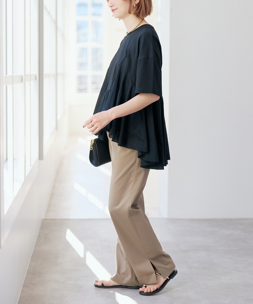 Spick & Span(スピックアンドスパン)の「AAYUSHI / アユーシ ペプラムラッフルTシャツ(Tシャツ/カットソー・レディース・ホワイト/ブラック・FREE)」の9枚目の写真