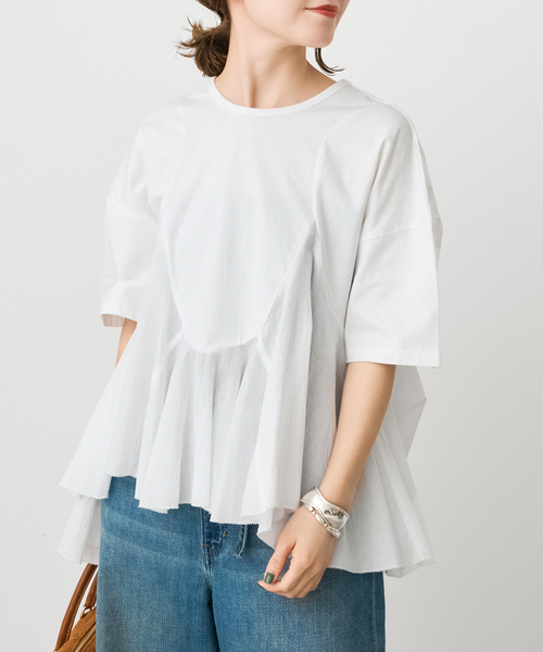 Spick & Span(スピックアンドスパン)の「AAYUSHI / アユーシ ペプラムラッフルTシャツ(Tシャツ/カットソー・レディース・ホワイト/ブラック・FREE)」の12枚目の写真
