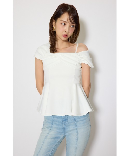 rienda（リエンダ）の「ワンショルペプラムカットトップス　春服　夏服（Tシャツ/カットソー・レディース・ブラック/ライトブルー/ホワイト・FREE）」の4枚目の写真