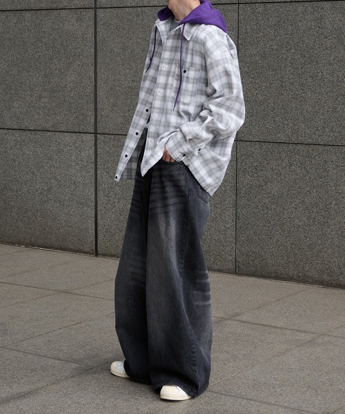 Perushu（ペルーシュ）の「HOODED DRAWSTRING CHECKED SHIRT／フード付きドローコードチェックシャツ（シャツ/ブラウス・メンズ・ホワイト系その他/ネイビー系・LARGE/MEDIUM）」の7枚目の写真