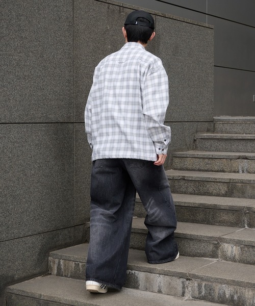 Perushu（ペルーシュ）の「HOODED DRAWSTRING CHECKED SHIRT／フード付きドローコードチェックシャツ（シャツ/ブラウス・メンズ・ホワイト系その他/ネイビー系・LARGE/MEDIUM）」の17枚目の写真