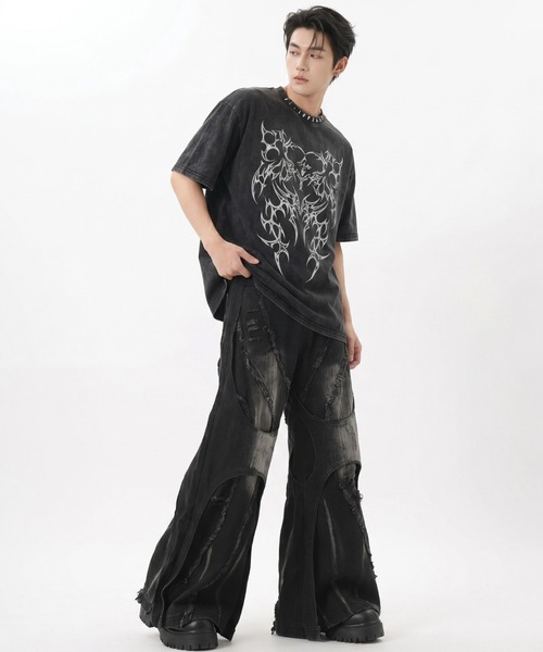 ARULE(アルール)の「A'GEM/9 × .kom 『ARULE/アルール』 ダメージレイヤード ワイドデニムパンツ(デニムパンツ・メンズ・ブラック系・L)」の2枚目の写真