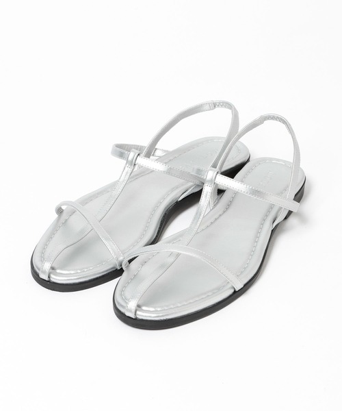 BAYFLOW(ベイフロー)の「ストラップフラットサンダル(サンダル・レディース・シルバー/ブラック・LARGE/MEDIUM)」の20枚目の写真