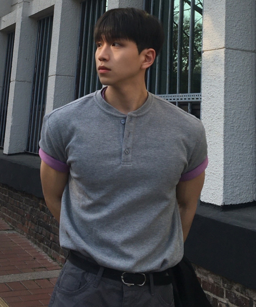 MINDBRIDGE(マインドブリッジ)の「ワッフルヘンリーネックデイリー半袖Tシャツ - 3カラー(Tシャツ/カットソー・メンズ・ホワイト/グレー/ブラック・95/100/105/110)」の7枚目の写真