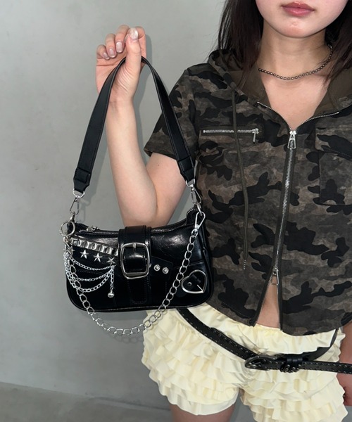 Bamm(バム)の「チェーン付きスタッズショルダーバッグ(トートバッグ・レディース・オフホワイト/ピンク/ブラック・FREE)」の11枚目の写真