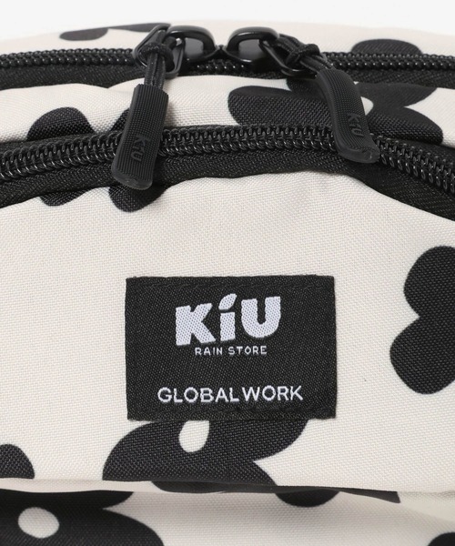 GLOBAL WORK(グローバルワーク)の「KiuボディバッグK376/661503(ボディバッグ/ウエストポーチ・キッズ・ブラウン/ホワイト系その他/ブラウン系その他・ONE SIZE)」の17枚目の写真