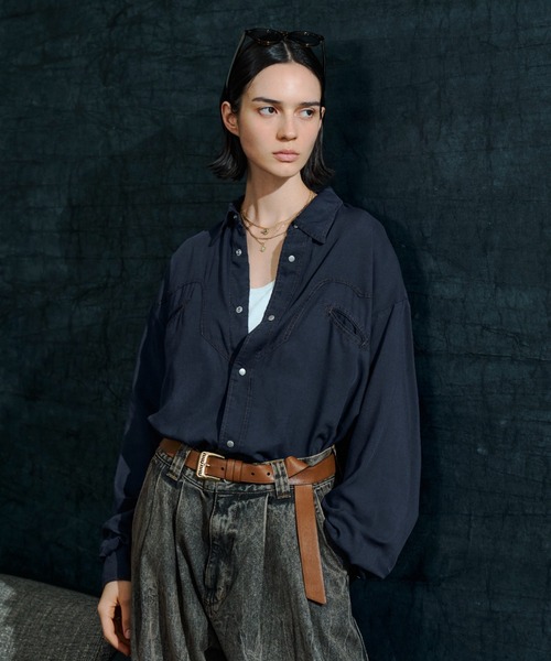 soerte(ソエルテ)の「Sheer Denim Western Shirt / シアーデニムウエスタンシャツ(シャツ/ブラウス・メンズ・ネイビー/ブルー・3/1/2)」の7枚目の写真