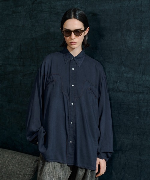 soerte(ソエルテ)の「Sheer Denim Western Shirt / シアーデニムウエスタンシャツ(シャツ/ブラウス・メンズ・ネイビー/ブルー・3/1/2)」の13枚目の写真