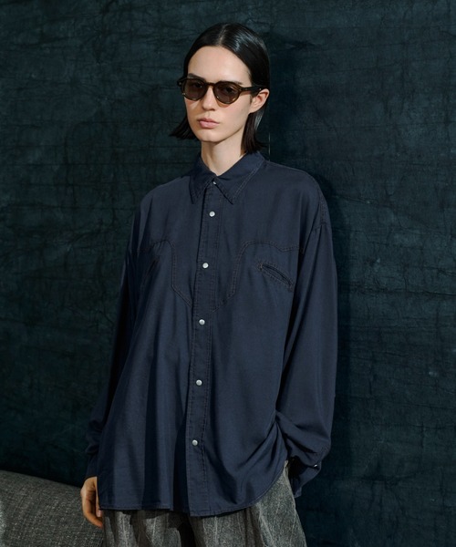 soerte(ソエルテ)の「Sheer Denim Western Shirt / シアーデニムウエスタンシャツ(シャツ/ブラウス・メンズ・ネイビー/ブルー・3/1/2)」の15枚目の写真