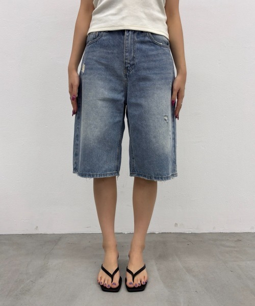 Rohwel(ローウェル)の「Classic Bermuda Denim Shorts / クラシックバミューダショートデニム(デニムパンツ・レディース・ライトブルー・MEDIUM/SMALL)」の11枚目の写真