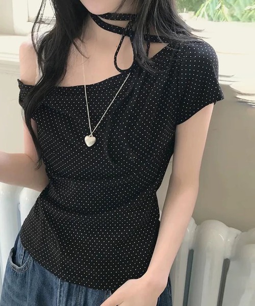 CELENA BEATS(セレナビーツ)の「ドット柄 アシンメトリー ワンショルダー トップス(Tシャツ/カットソー・レディース・ブラック/ピンク/ホワイト・FREE)」の8枚目の写真