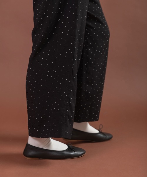 CHILD WOMAN（チャイルドウーマン）の「レーヨンちりめん抜染ドットプリントパンツ（その他パンツ・レディース・ブラック・FREE）」の20枚目の写真