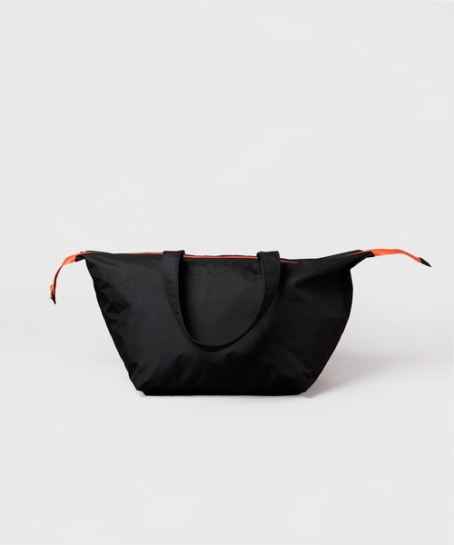 HOLIDAY（ホリデイ）の「FLOWER QUILTING BIG BAG フラワー