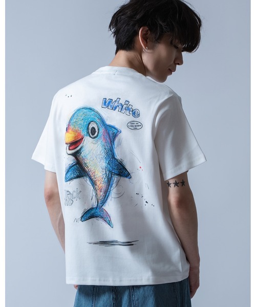 Crownor(クラウノアー)の「ドルフィングラフィック 半袖Tシャツ(Tシャツ/カットソー・メンズ・ホワイト/サックスブルー/ブラック・LARGE/MEDIUM)」の1枚目の写真