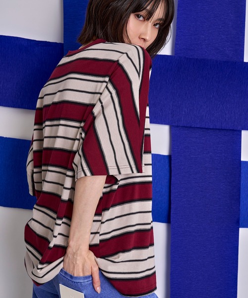 Nora Lily(ノラリリー)の「【Nora Lily】Border Dolman Wide Tee(Tシャツ/カットソー・メンズ・ボルドー/カーキ系/グレー系その他/イエロー系その他・FREE)」の4枚目の写真