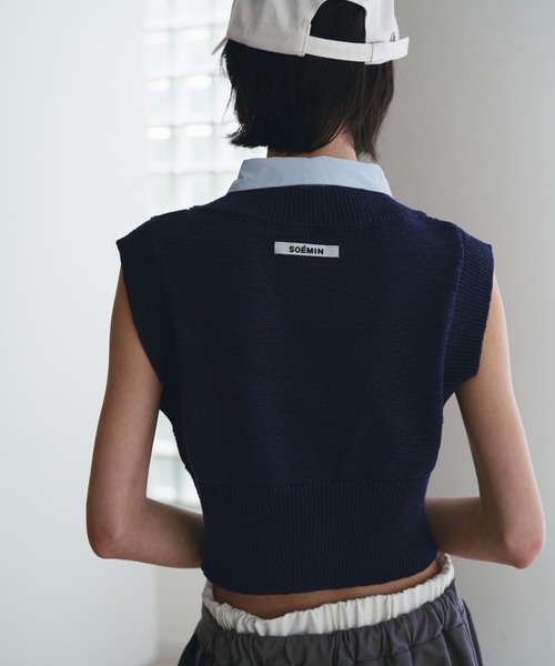 SOEMIN(ソミン)の「Shirt layered knit vest/シャツレイヤードニットベスト(タンクトップ・レディース・ネイビー/ベージュ/ブラック・FREE)」の12枚目の写真