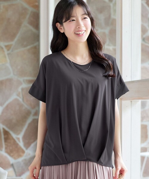 Tiaclasse(ティアクラッセ)の「ポンチタケノコタックプルオーバー(Tシャツ/カットソー・レディース・グレー/グレイッシュベージュ/ブルー・M/L)」の13枚目の写真
