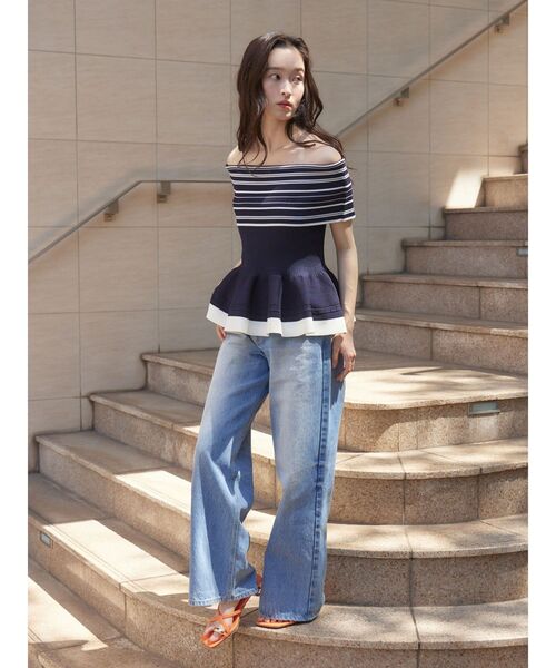 LAGUNAMOON（ラグナムーン）の「ボーダーペプラムオフショルニットプルオーバー 【夏服】（ニット/セーター・レディース・ホワイト/ネイビー・FREE）」の8枚目の写真