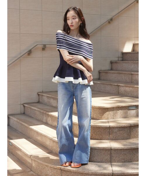 LAGUNAMOON（ラグナムーン）の「ボーダーペプラムオフショルニットプルオーバー 【夏服】（ニット/セーター・レディース・ホワイト/ネイビー・FREE）」の9枚目の写真