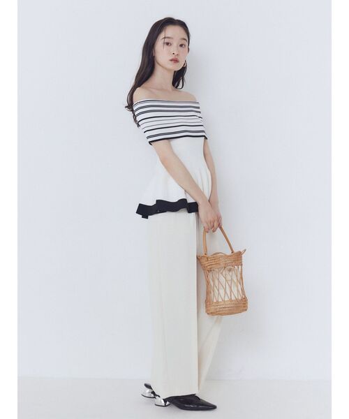 LAGUNAMOON（ラグナムーン）の「ボーダーペプラムオフショルニットプルオーバー 【夏服】（ニット/セーター・レディース・ホワイト/ネイビー・FREE）」の11枚目の写真