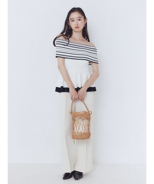 LAGUNAMOON（ラグナムーン）の「ボーダーペプラムオフショルニットプルオーバー 【夏服】（ニット/セーター・レディース・ホワイト/ネイビー・FREE）」の12枚目の写真
