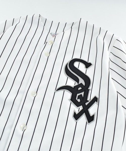 NBA/NFL/NHL/MLB（エヌビーエーエヌエフエルエヌエイチエルエムエルビー）の「【USED】90’s～ Majestic “MLB Chicago White sox” ベースボール ゲームシャツ（シャツ/ブラウス・メンズ・ホワイト・LARGE）」の2枚目の写真
