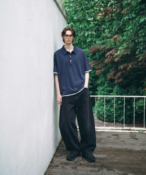 LETTERCOMO(レテルコモ)の「ストーンワイドジンデニムパンツブラック(デニムパンツ・レディース・ブラック・LARGE/MEDIUM)」の2枚目の写真