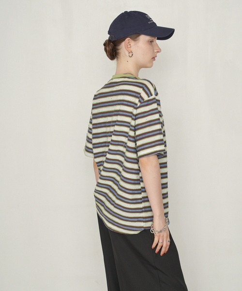 uchi.(ウチ)の「ネップボーダービッグシルエットTシャツ(Tシャツ/カットソー・レディース・ネイビー系/グリーン系その他・FREE)」の20枚目の写真