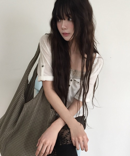 modimood(モディムード)の「ワイドヘンリーネックロールスリーブTシャツ(Tシャツ/カットソー・レディース・アイボリー/バーガンディー/チャコール・FREE)」の14枚目の写真