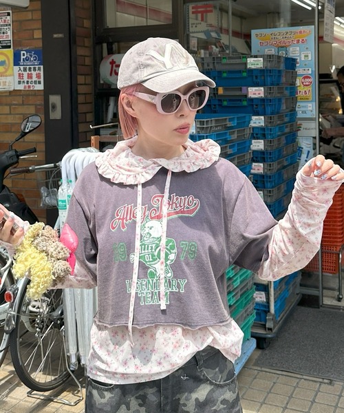 Alley Tokyo(アリートーキョー)の「フリフリフードシアートップス(その他トップス・レディース・ピンク/オフホワイト・FREE)」の17枚目の写真