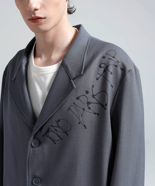 Y-3(ワイスリー)の「Y-3 CHITO CITY GRAPHIC WOOL BLAZER(テーラードジャケット・メンズ・グレー・X-SMALL/SMALL/MEDIUM/LARGE)」の2枚目の写真