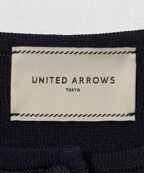UNITED ARROWS(ユナイテッドアローズ)の「カットワーク バルーン シルエット ベスト ‐ウォッシャブル‐(ベスト・レディース・ネイビー/ブラック・FREE)」の11枚目の写真