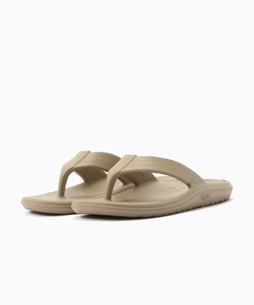 ISLAND SLIPPER(アイランドスリッパ)の「ISLAND SLIPPER Thong EVA(サンダル・メンズ・ブラック/タン・100/90/80)」の3枚目の写真