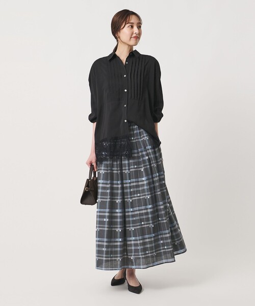 UNITED ARROWS(ユナイテッドアローズ)の「チェック リボン カットジャガード スカート(スカート・レディース・ネイビー/ダークグレー・36/38)」の4枚目の写真