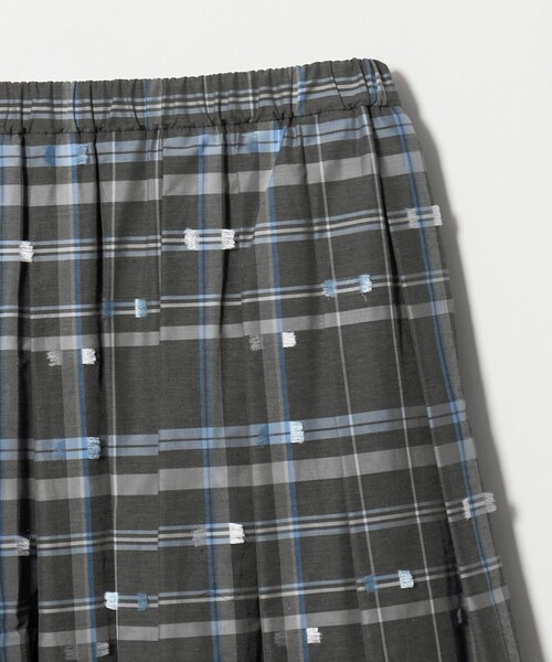 UNITED ARROWS(ユナイテッドアローズ)の「チェック リボン カットジャガード スカート(スカート・レディース・ネイビー/ダークグレー・36/38)」の19枚目の写真