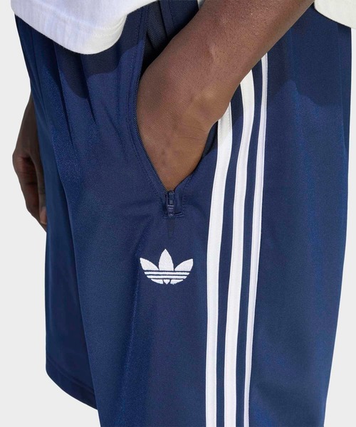 adidas(アディダス)の「ファイアーバード ショーツ / ハーフパンツ / アディダスオリジナルス adidas Originals(その他パンツ・メンズ・ブルー・MEDIUM/XX-LARGE/LARGE/3XL/X-SMALL/X-LARGE/SMALL)」の3枚目の写真