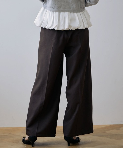 archives(アルシーヴ)の「【ONかわ】ベルト付きタックスラックス(スラックス・レディース・Wine/チャコールグレー/ブラウン・SMALL/MEDIUM)」の17枚目の写真