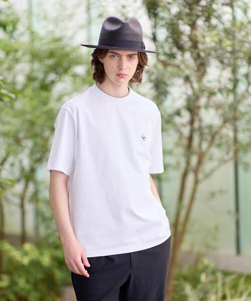 TAKEO KIKUCHI（タケオキクチ）の「【汗染み軽減/接触冷感】フェイクレイヤード ワンポイント刺繍Ｔシャツ（Tシャツ/カットソー・メンズ・ターコイズブルー系/レンガ/こしょう色系/ホワイト/ブラック/ライトグレー・02/03/04）」の11枚目の写真