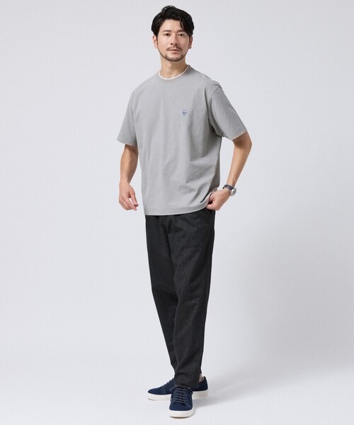 TAKEO KIKUCHI（タケオキクチ）の「【汗染み軽減/接触冷感】フェイクレイヤード ワンポイント刺繍Ｔシャツ（Tシャツ/カットソー・メンズ・ターコイズブルー系/レンガ/こしょう色系/ホワイト/ブラック/ライトグレー・02/03/04）」の20枚目の写真