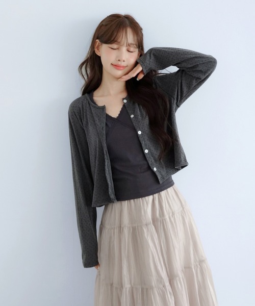 by muni:r(バイ ムニール)の「ドット ソフトボタン カーディガン/2026 AW COLLECTION(Tシャツ/カットソー・レディース・ブラック/アイボリー/チャコール・FREE)」の21枚目の写真