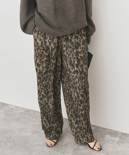 Spick & Span(スピックアンドスパン)の「《WEB限定 / 追加》レオパードプリントイージーパンツ(その他パンツ・レディース・その他4・36/38)」の7枚目の写真