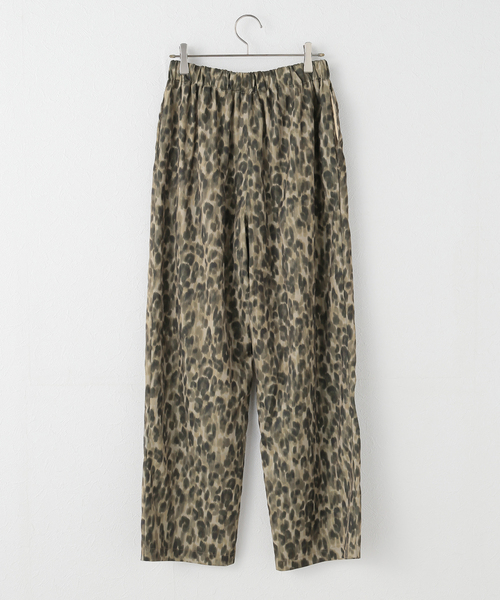 Spick & Span(スピックアンドスパン)の「《WEB限定 / 追加》レオパードプリントイージーパンツ(その他パンツ・レディース・その他4・36/38)」の11枚目の写真